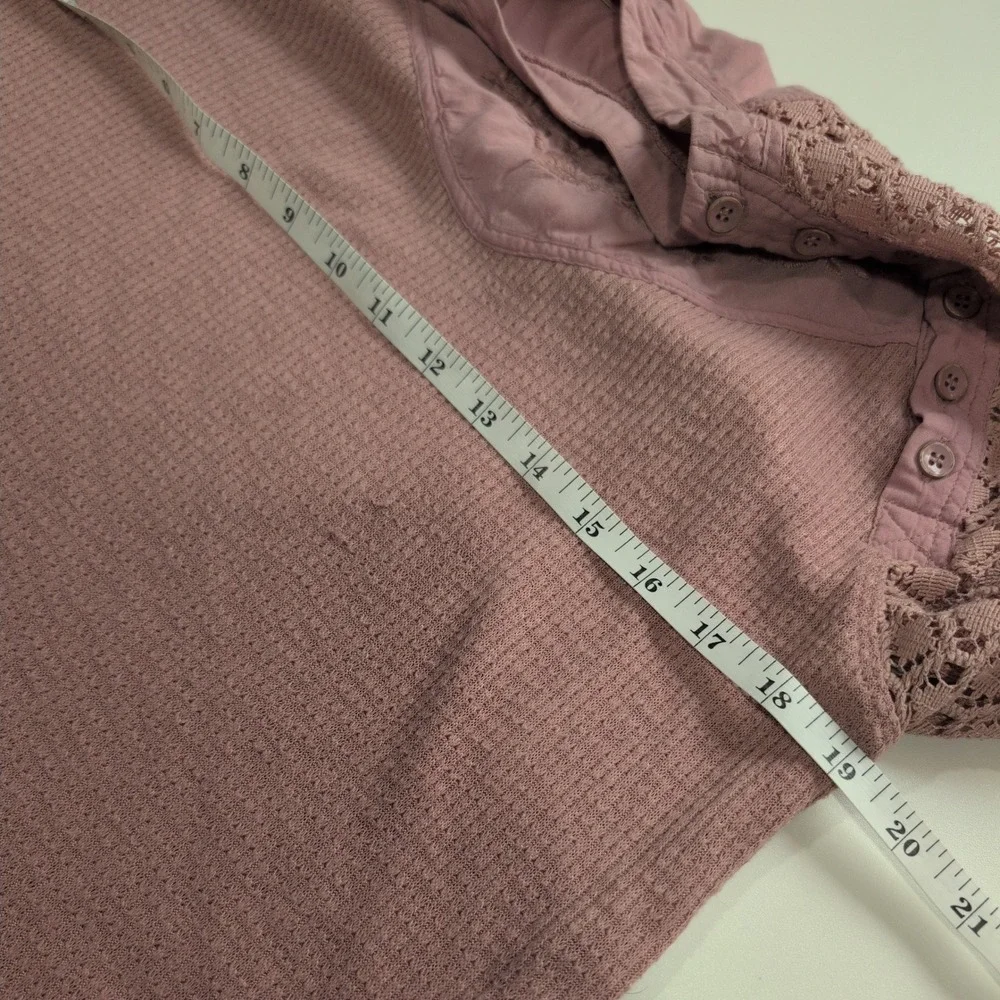 Free People Crochet‎ Lace Sleeve Waffle Knit Thermal Top Pink Embroidered Small